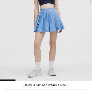 Lululemon pleated blue skirt LONG
